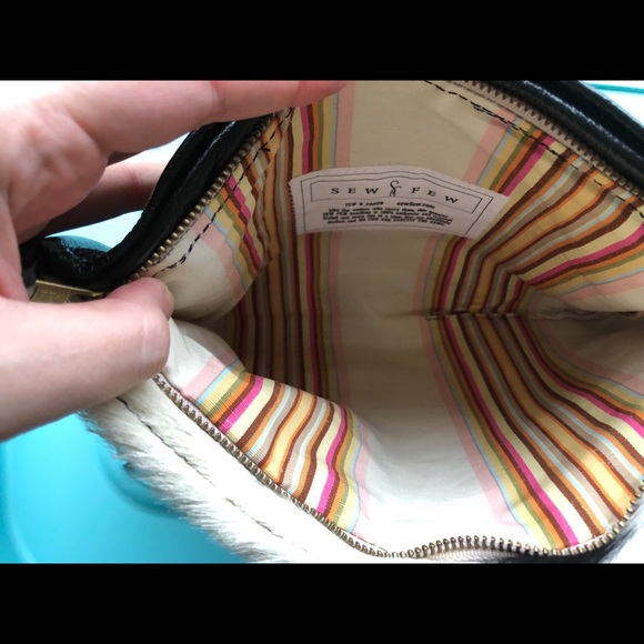 Sew Few cowhide and leather clutch - Picture 4 of 4